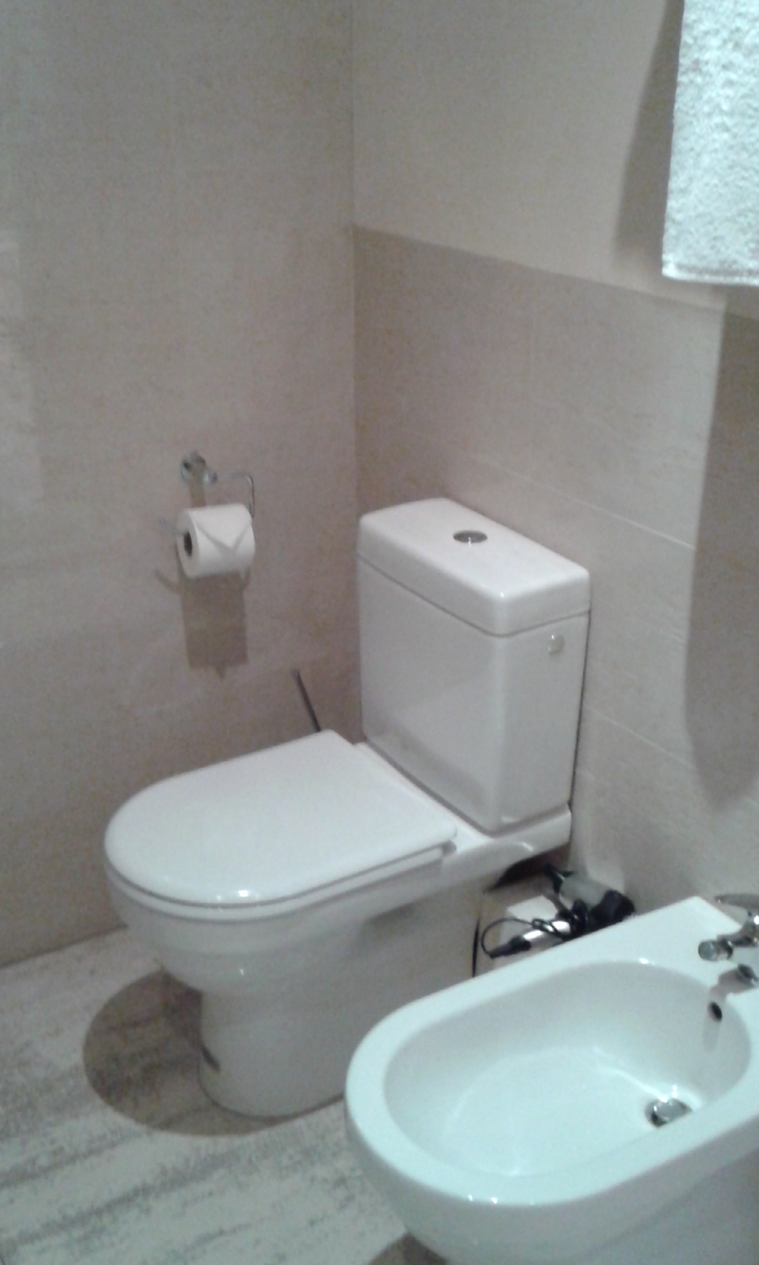 łazienka - pokój hotelowy - muszla i bidet