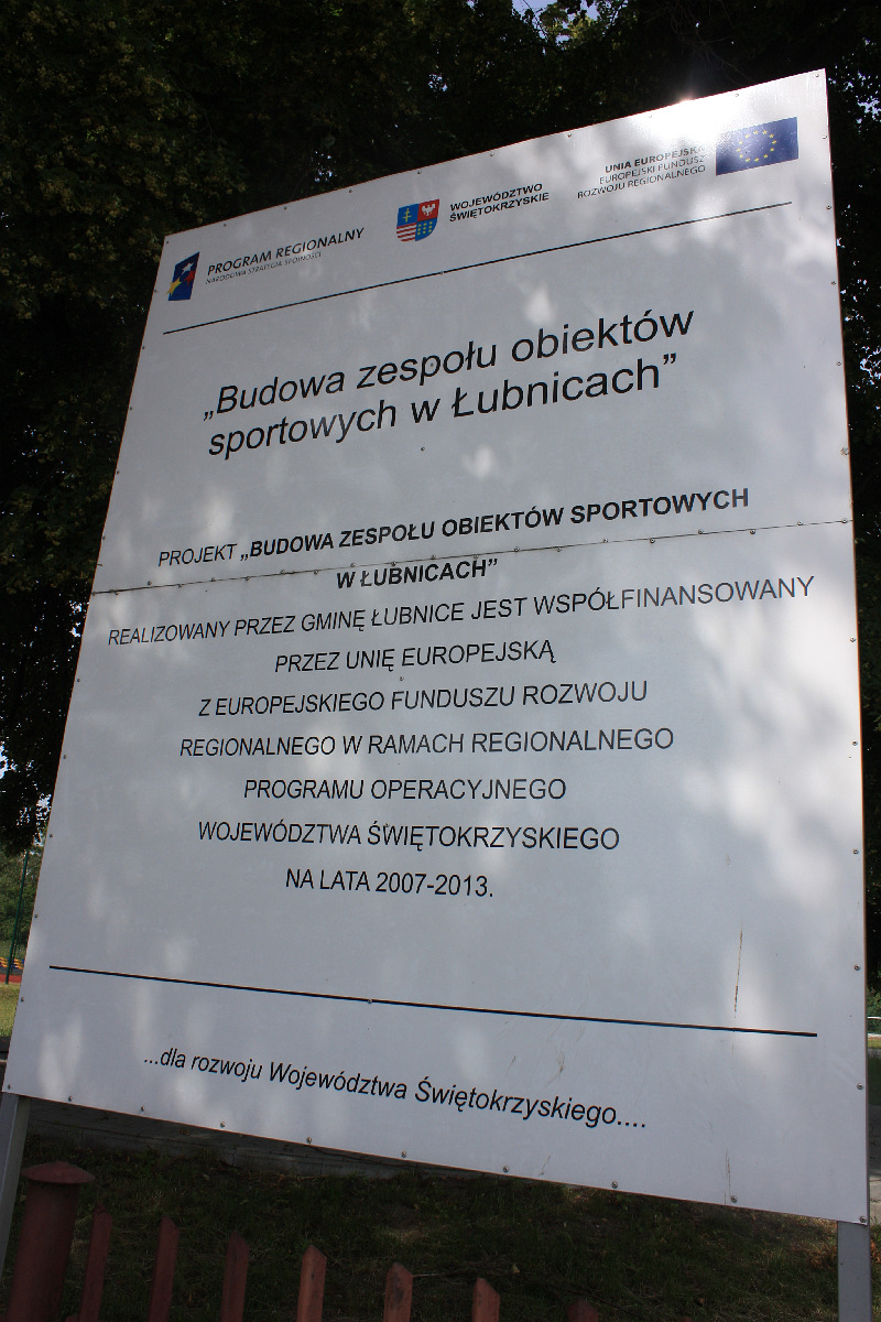 kompleks boisk sportowych w Łubnicach